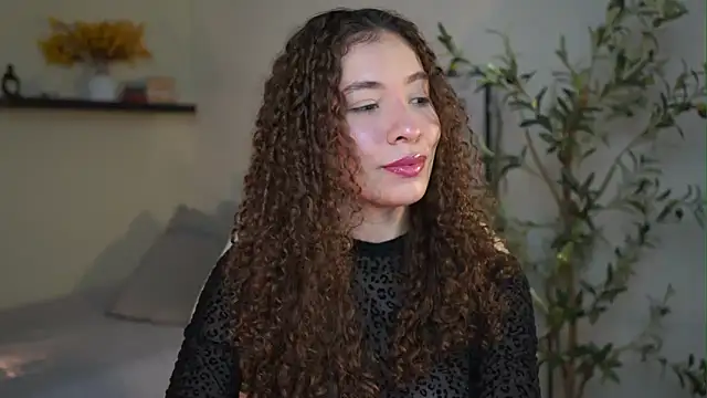 Snapshot of isabella-garcia- chatting on May 27, 2026, 1:15 am isabella-garcia- online show from May 27, 2026, 1:15 am