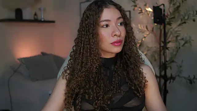 isabella-garcia- online show from July 12, 2026, 1:23 pm
