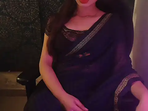 lovepihuu online show from November 11, 2025, 5:13 am