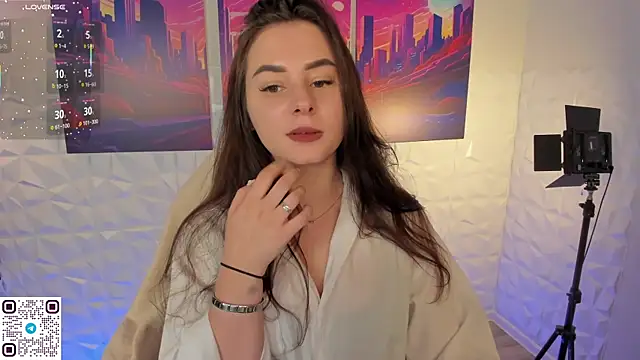 ErinRose  online show from September 26, 2025, 1:23 am