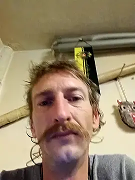 Snapshot of KokosMartin chatting on October 2, 2025, 9:07 pm KokosMartin online show from October 2, 2025, 9:07 pm