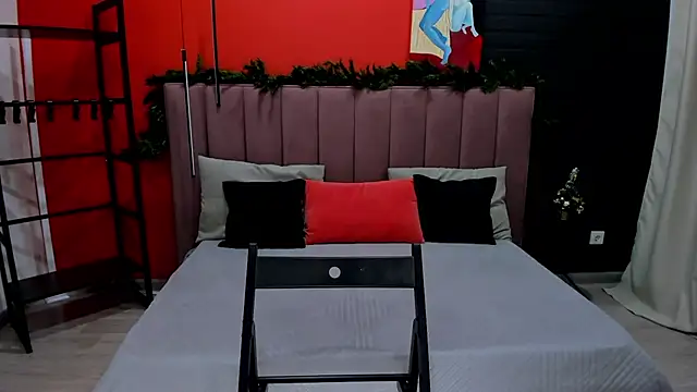 Snapshot of Kat__cat chatting on November 25, 2025, 9:42 am Kat cat online show from November 25, 2025, 9:42 am