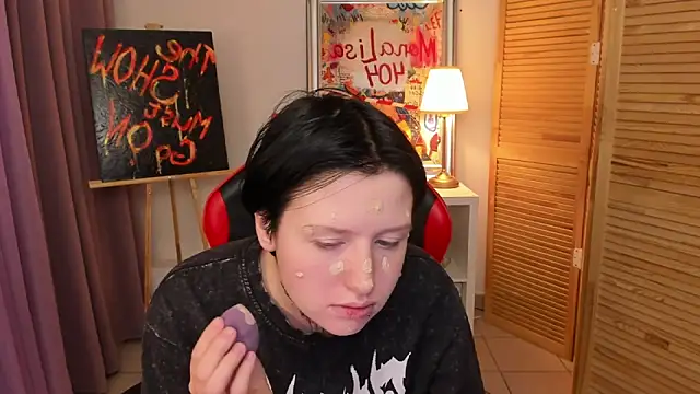 ayakskalermonss online show from November 7, 2025, 8:19 am