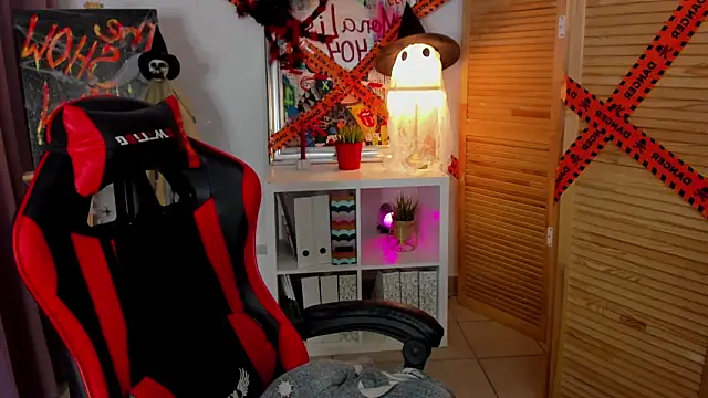 ayakskalermonss online show from October 18, 2025, 2:19 pm