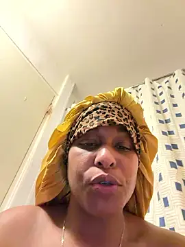 yummy0322 online show from January 13, 2026, 12:25 am