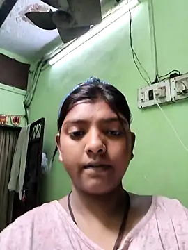 Snapshot of Sweet_Liza04 chatting on October 17, 2025, 9:45 am Sweet Liza04 online show from October 17, 2025, 9:45 am