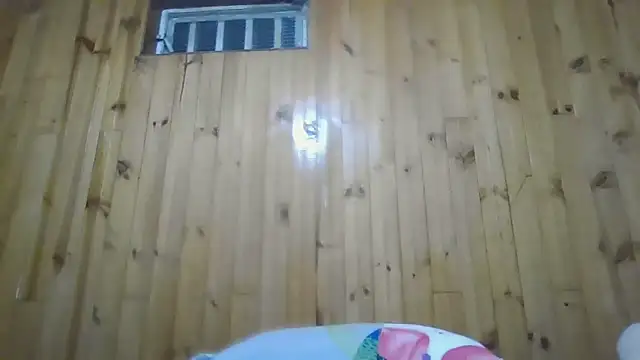 Roselingalvis13 online show from October 31, 2025, 3:03 am