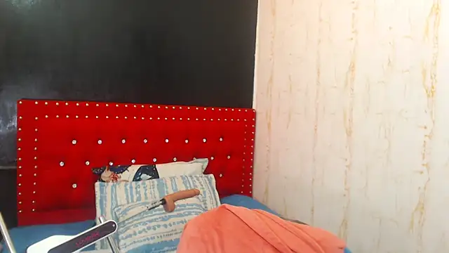 MiaKimky online show from November 15, 2025, 4:49 am