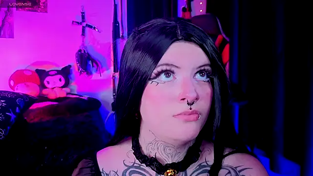 Mariana velezz online show from September 17, 2025, 3:41 am