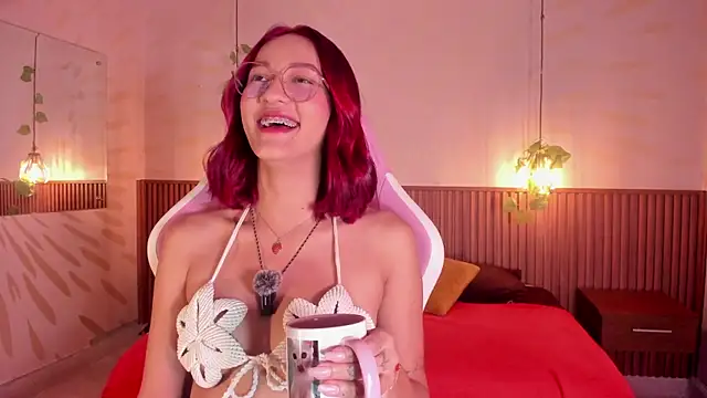 daphne courtis online show from January 14, 2026, 3:10 am