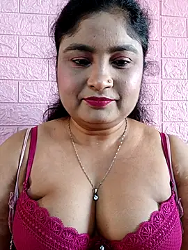 hornyriyanka online show from April 7, 2026, 2:46 am