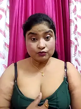 hornyriyanka online show from April 14, 2026, 7:41 pm