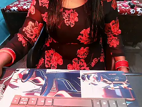 Snapshot of PREETI_BABY chatting on February 18, 2026, 5:27 am PREETI BABY online show from February 18, 2026, 5:27 am