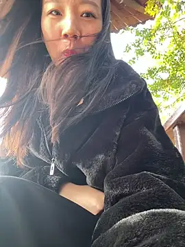 Snapshot of xinmeng-000 chatting on November 2, 2025, 6:18 am xinmeng-000 online show from November 2, 2025, 6:18 am