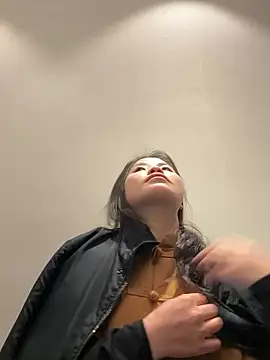 Bella 7777 online show from January 8, 2026, 2:23 pm