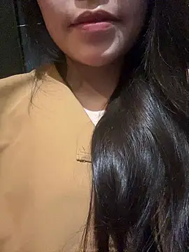 Bella 7777 online show from May 30, 2026, 1:50 pm