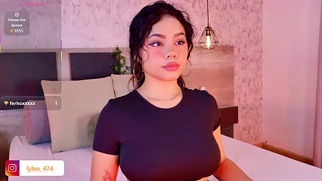 Celine Lee online show from December 22, 2025, 9:15 pm