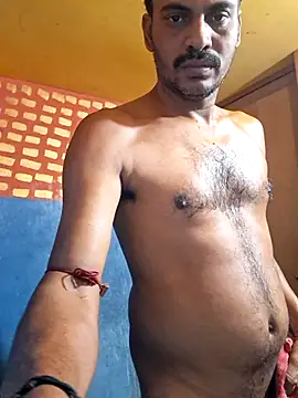 Snapshot of cutecouple1983 chatting on November 29, 2025, 11:10 am cutecouple1983 online show from November 29, 2025, 11:10 am