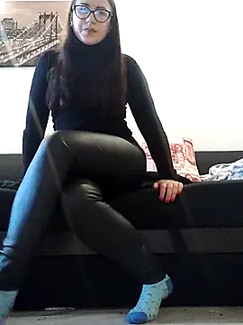 BlackPanttera online show from November 3, 2025, 1:37 pm