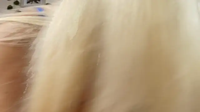 Snapshot of Barbiie_98 chatting on May 28, 2026, 1:39 pm Barbiie 98 online show from May 28, 2026, 1:39 pm