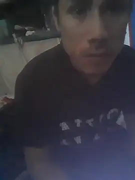 Snapshot of Lunaty00 chatting on November 20, 2025, 6:08 pm Lunaty00 online show from November 20, 2025, 6:08 pm