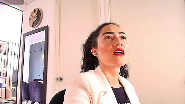 Koral369 online show from June 16, 2026, 5:02 pm