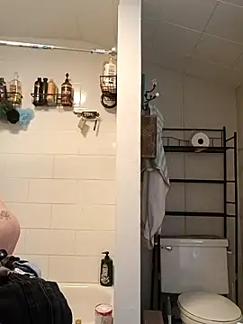 SweetnessSugar online show from October 22, 2025, 8:30 pm