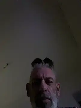 crisfootlicker online show from July 4, 2026, 11:20 pm