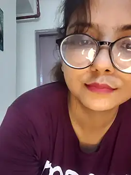 nishaa baby online show from September 9, 2025, 3:54 pm