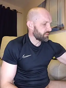 Snapshot of Andrewjames8391 chatting on February 19, 2026, 7:11 pm Andrewjames8391 online show from February 19, 2026, 7:11 pm