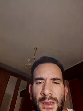 Snapshot of Hhhfgdrukkgfyy chatting on November 12, 2025, 6:28 am Hhhfgdrukkgfyy online show from November 12, 2025, 6:28 am