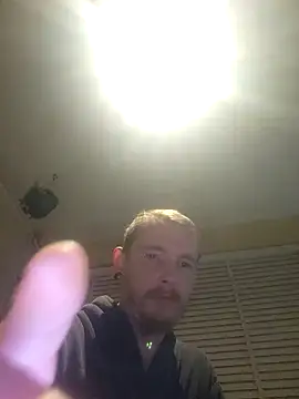 piercingpik online show from February 25, 2026, 2:56 am