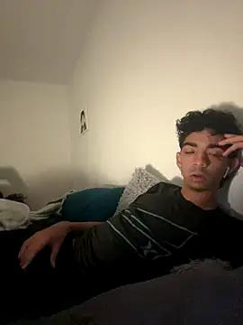 Snapshot of Ryan_12xX chatting on September 13, 2025, 6:19 pm Ryan 12xX online show from September 13, 2025, 6:19 pm