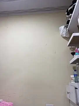 Vliacoooper2 online show from December 20, 2025, 6:38 am