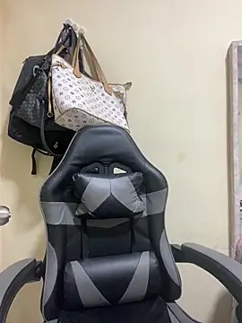 Vliacoooper2 online show from March 6, 2026, 4:29 am