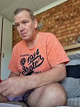 Snapshot of wallacelegend chatting on November 6, 2025, 7:12 am wallacelegend online show from November 6, 2025, 7:12 am