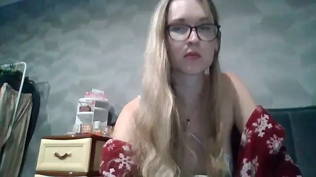 Snapshot of Jugira chatting on January 7, 2026, 9:42 pm Jugira online show from January 7, 2026, 9:42 pm