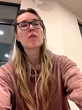 Jugira online show from November 3, 2025, 7:39 pm