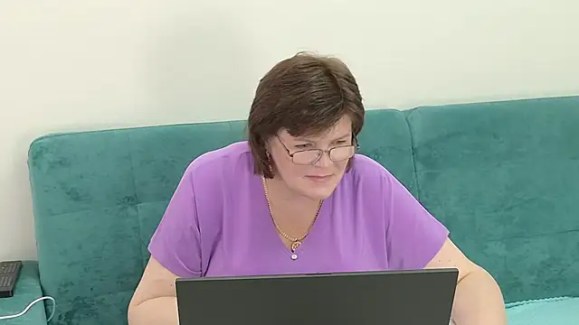 Snapshot of Sandra_Sunrise chatting on October 30, 2025, 8:12 am Sandra Sunrise online show from October 30, 2025, 8:12 am