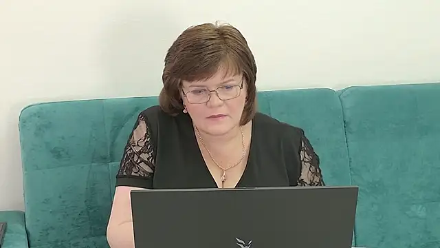 Snapshot of Sandra_Sunrise chatting on October 20, 2025, 8:59 am Sandra Sunrise online show from October 20, 2025, 8:59 am