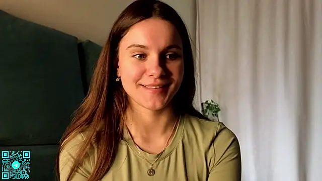 chloemilka online show from March 30, 2026, 5:25 pm