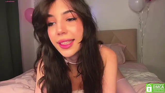 Snapshot of LolaTeaseX chatting on February 9, 2026, 3:04 am LolaTeaseX online show from February 9, 2026, 3:04 am