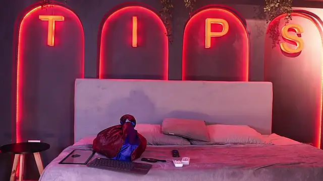 Roma hells online show from September 14, 2025, 9:04 pm