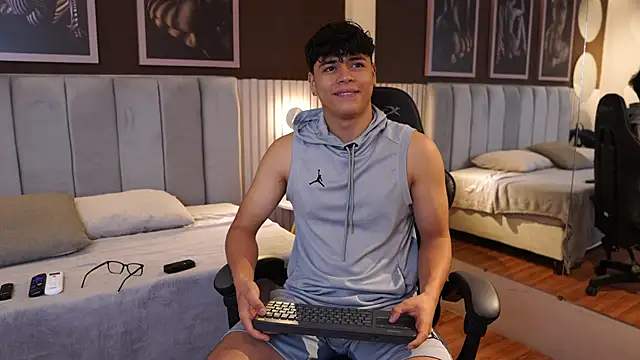 Ethan occonor online show from October 7, 2025, 12:17 pm