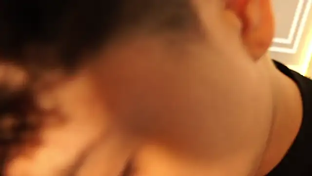 Snapshot of Ethan_occonor chatting on December 17, 2025, 12:21 pm Ethan occonor online show from December 17, 2025, 12:21 pm