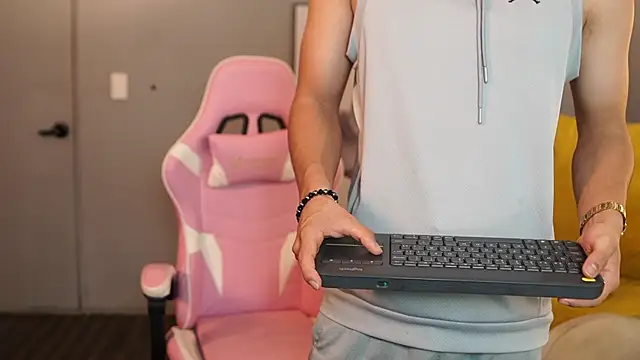 Ethan occonor online show from October 14, 2025, 11:22 am