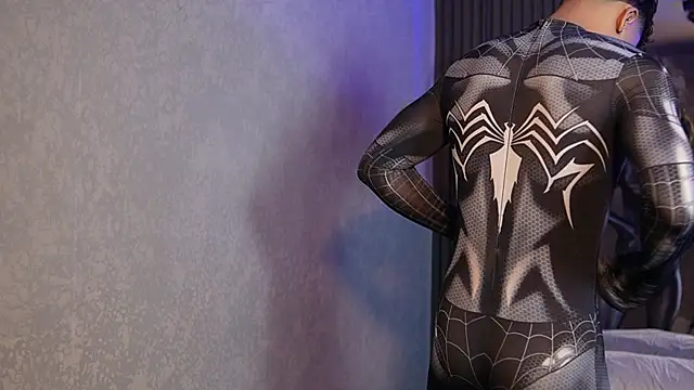 Ethan occonor online show from October 31, 2025, 12:24 pm