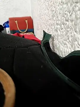 Exoticovergon online show from February 25, 2026, 8:19 pm