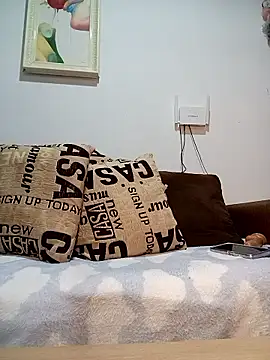 Snapshot of Omexochitl chatting on October 16, 2025, 5:49 am Omexochitl online show from October 16, 2025, 5:49 am