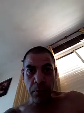 JOAQUINTORRES39 online show from November 6, 2025, 10:30 am